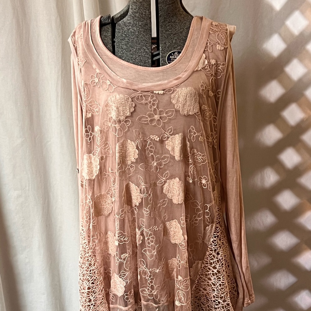 2 piece L women’s pink Fantazia tunic top dress tank, sheer over long sleeve tee